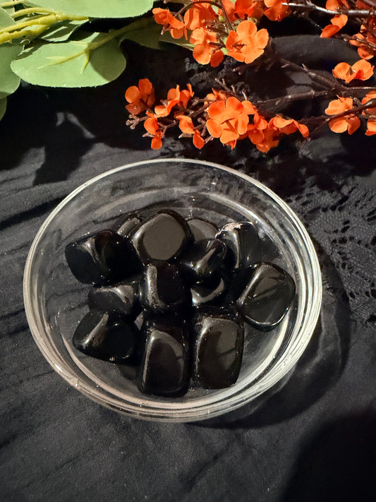 Obsidian tumbled stone
