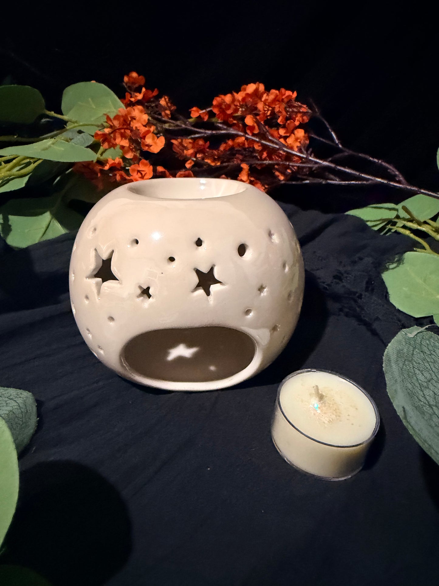 Iridescent star oil burner