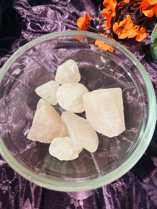 Rose Quartz Raw & Tumbled Stone