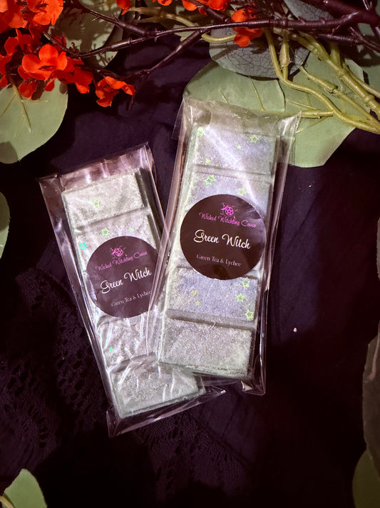 Green witch waxbar